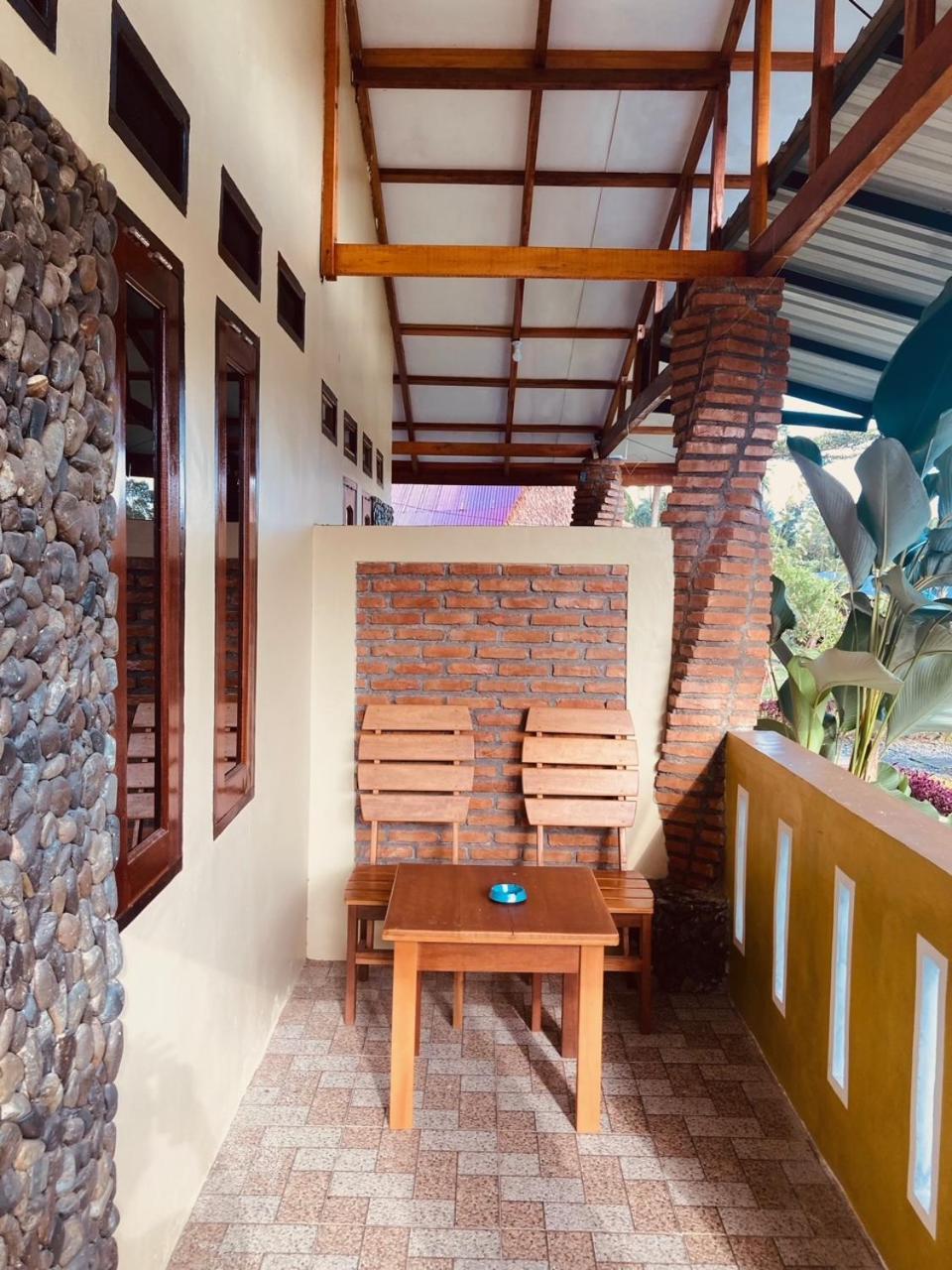 R5 Keramba Inn Букит Лаванг Екстериор снимка
